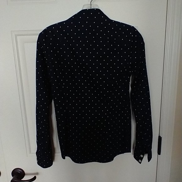 Women's Banana Republic size 0 Non-Iron button down long-sleeve shirt - Picture 4 of 6